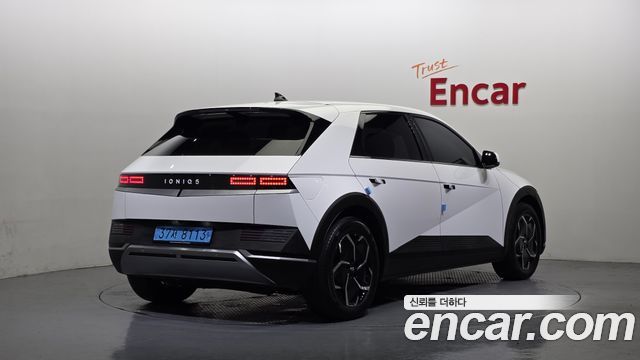 Hyundai Ioniq5 Standard Exclusive - фото 1