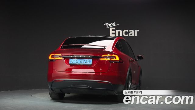 Tesla Model X AWD - фото 3