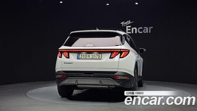 Hyundai Tucson NX4 Gasoline 1.6 Turbo 2WD Inspiration - фото 3