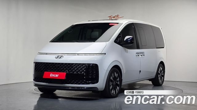 Hyundai Staria 4WD Lounge 7-Seater Inspiration - фото 0