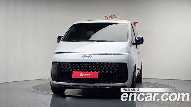 Hyundai Staria 4WD Lounge 7-Seater Inspiration - фото 2