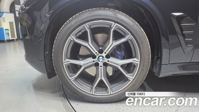 BMW X5 G05 xDrive 40i M Sport - фото 4
