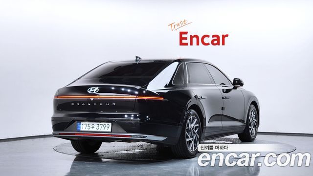 Hyundai Grandeur GN7 2,5 Gasoline 2WD Premium - фото 1