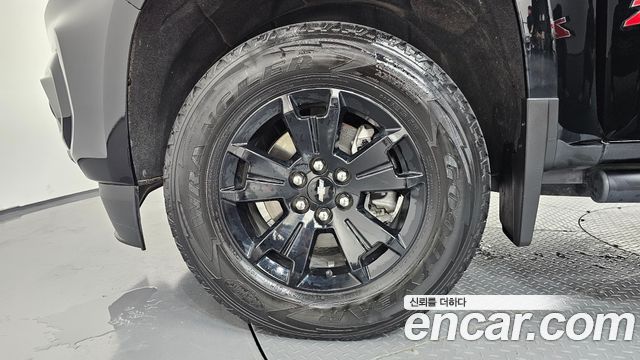 Chevrolet (GM Daewoo) Colorado 3.6 Z71-X Midnight 4WD - фото 4