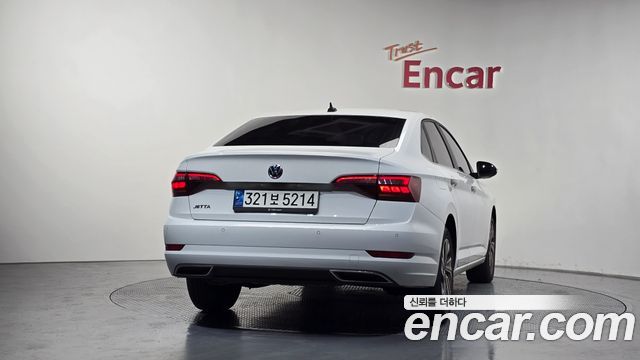 Volkswagen Jetta 7-го поколения 1.4 TSI Prestige - фото 3