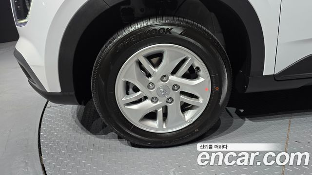 Hyundai Venue 1,6 Premium - фото 4