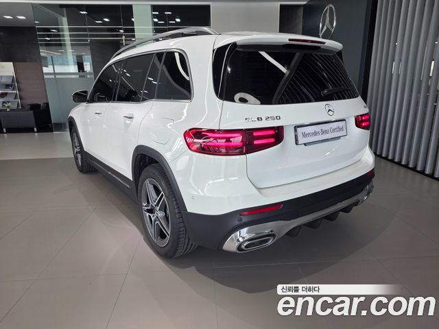 Mercedes-Benz GLB-Class X247 GLB250 4MATIC - фото 1