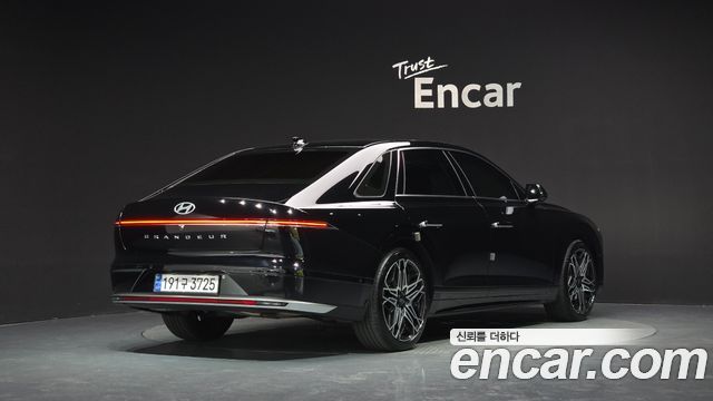Hyundai Grandeur GN7, гибрид Exclusive - фото 1