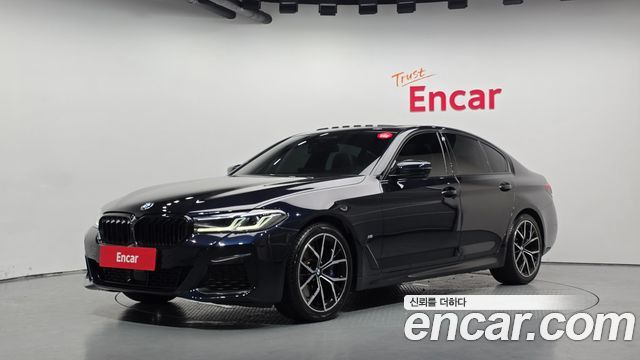 BMW 5-Series G30 530i M Sport Package - фото 0