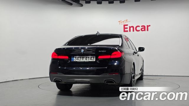 BMW 5-Series G30 530i M Sport Package - фото 3