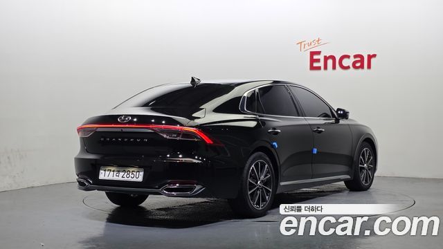 Hyundai Grandeur Новый IG 2.5 Le Blanc - фото 1