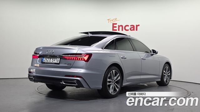 Audi A6 C8 45 TFSI Premium - фото 1
