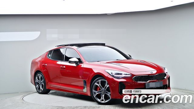 Kia Stinger 2.0 Turbo AWD Platinum - фото 2