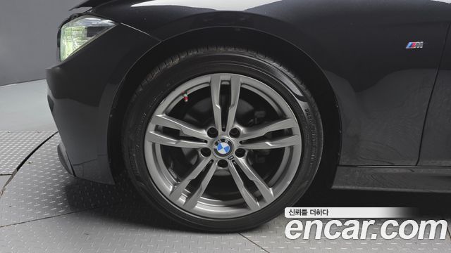BMW 3-Series F30 320d M Sport Shadow - фото 4