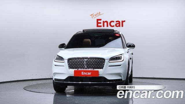 Lincoln Corsair 2.0 Reserve AWD - фото 2