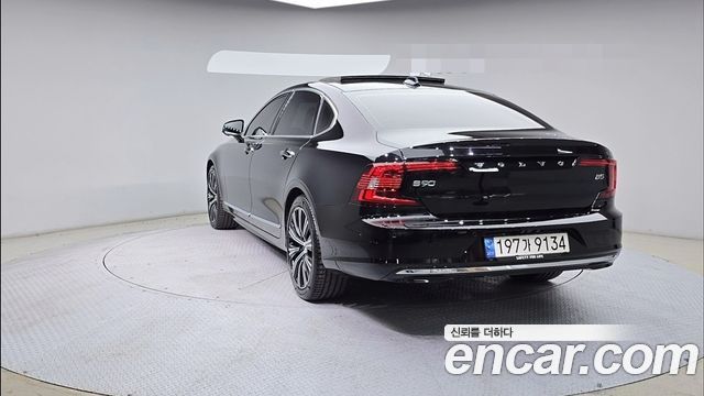 Volvo S90 B5 Ultimate Bright - фото 3