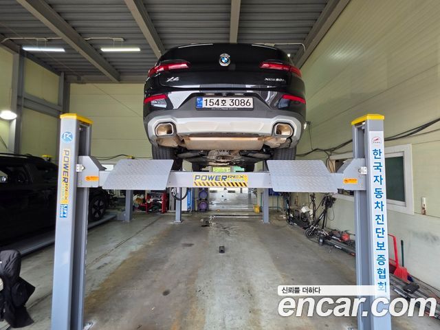BMW X4 G02 xDrive20i xLine - фото 1