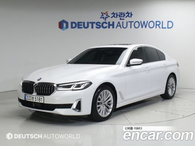 BMW 5-Series G30 523d Luxury - фото 0