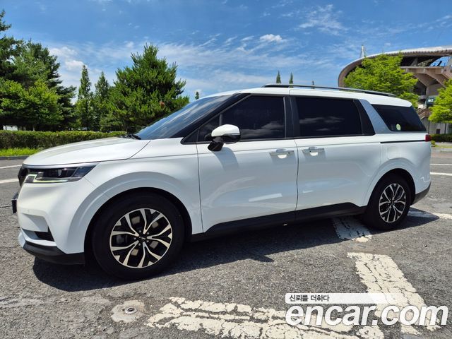 Kia Carnival 4-го поколения 9-Seater Prestige - фото 1