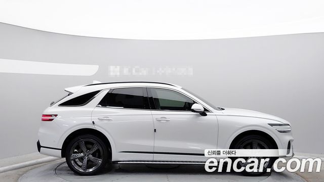 Genesis GV70 2.5T Gasoline AWD - фото 3
