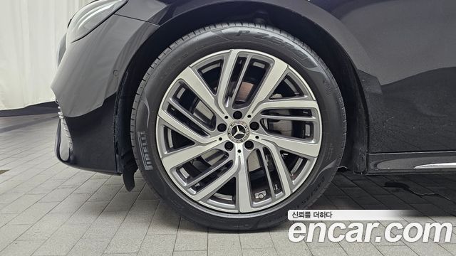 Mercedes-Benz E-Class W214 E220d 4MATIC Exclusive - фото 4