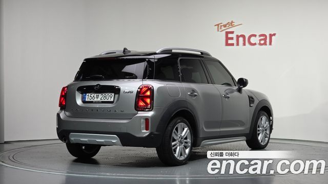 Mini Countryman Classic Plus Launch Pack 2nd Gen - фото 1