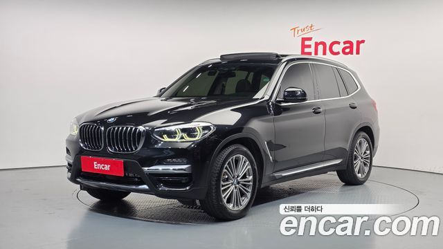 BMW X3 G01 xDrive 20i Luxury - фото 0