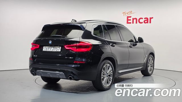 BMW X3 G01 xDrive 20i Luxury - фото 1