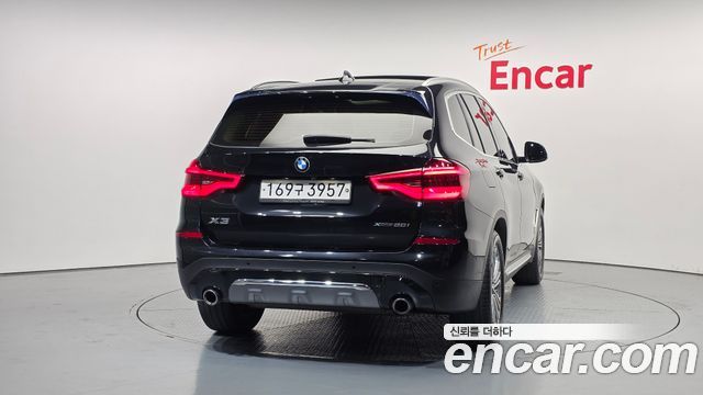BMW X3 G01 xDrive 20i Luxury - фото 3