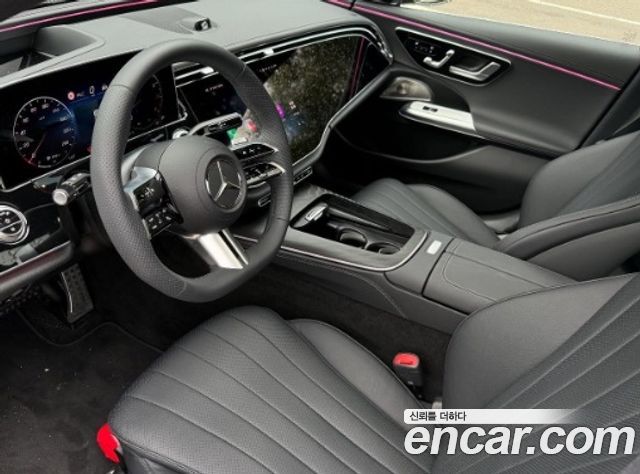 Mercedes-Benz E-Class W214 E300 4MATIC AMG Line - фото 4