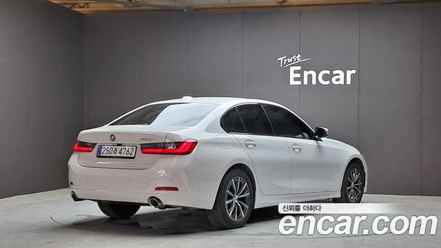 BMW 3-Series G20 320i - фото 1