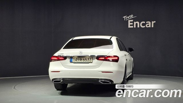 Mercedes-Benz E-Class W213 E250 Avantgarde - фото 3