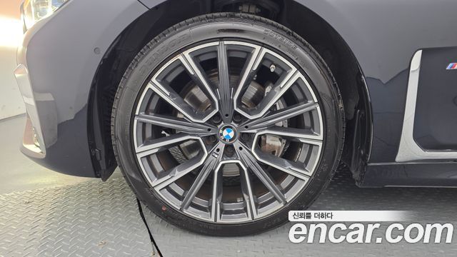 BMW 7-Series G11 740Li xDrive M Sport Package - фото 4