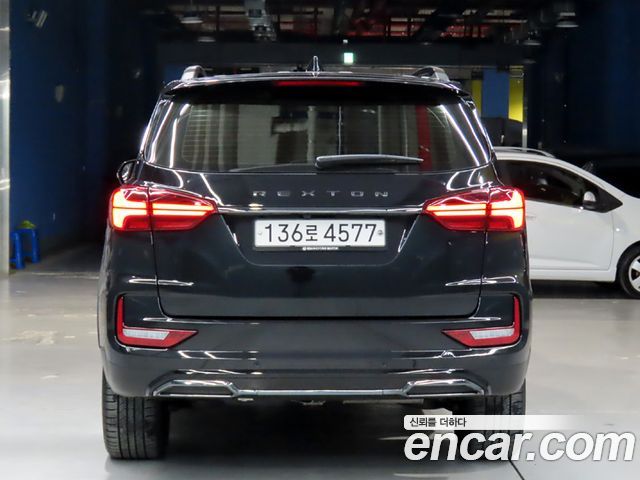 SsangYong Rexton Совершенно новый Diesel 2.2 4WD The Black - фото 2