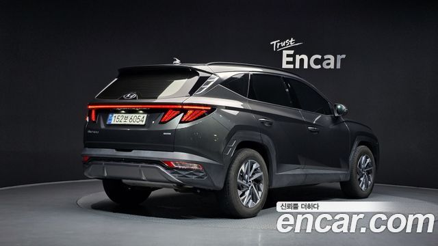 Hyundai Tucson NX4, гибрид Inspiration 4WD - фото 1