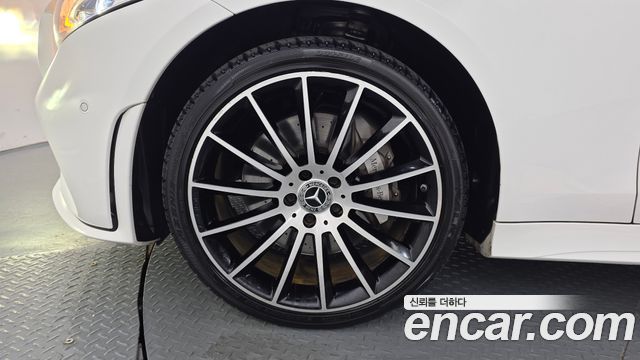 Mercedes-Benz CLS-Class C257 CLS450 4MATIC AMG Line - фото 4