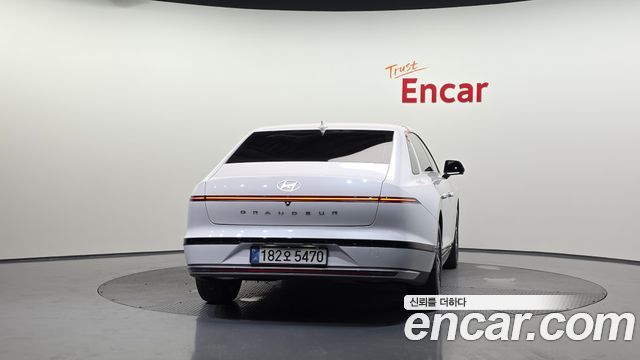 Hyundai Grandeur GN7, гибрид Exclusive - фото 3