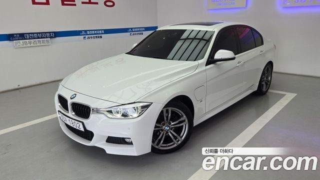 BMW 3-Series F30 330e iPerformance M Sport - фото 0