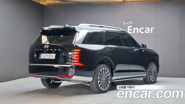 Hyundai Palisade LX3 Gasoline 2.5T 4WD 9-Seater Calligraphy - фото 1