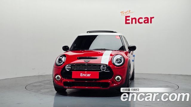 Mini Cooper 5-Door Paddy Hopkirk Edition 3rd - фото 2