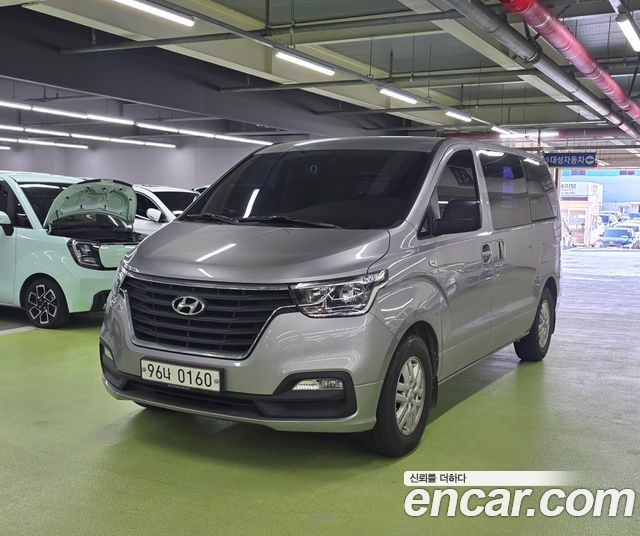 Hyundai Starex Новый Van 3-Seater Smart - фото 1