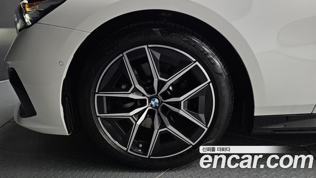 BMW 5-Series G60 523d xDrive M Sport - фото 4
