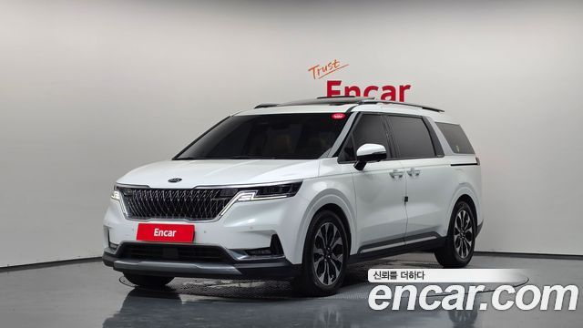 Kia Carnival 4-го поколения 9-Seater Signature - фото 0