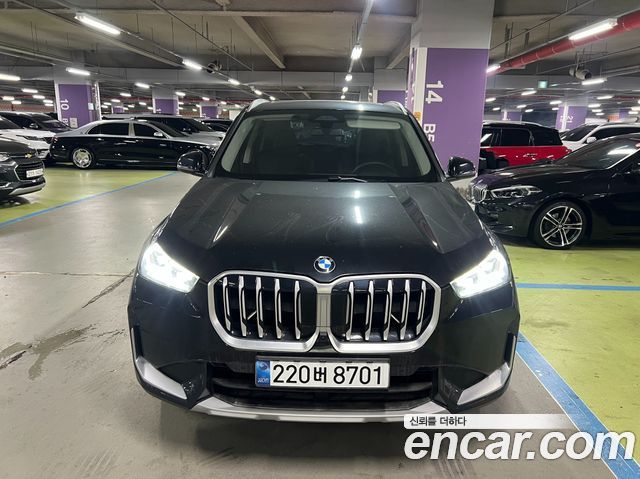 BMW X1 U11 xDrive 20i xLine - фото 0