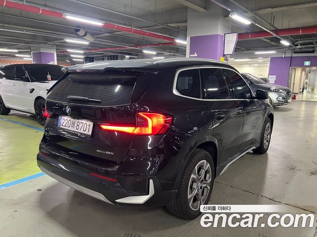 BMW X1 U11 xDrive 20i xLine - фото 4