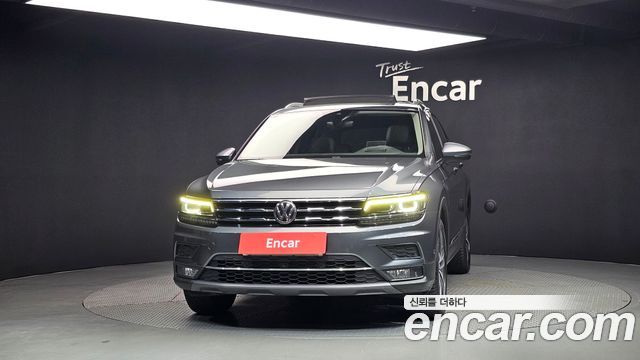 Volkswagen Tiguan 2.0 TDI Prestige - фото 2