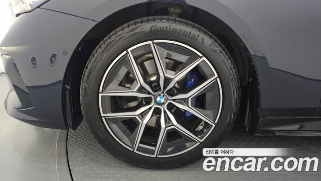 BMW 5-Series G60 520i M Sport - фото 4
