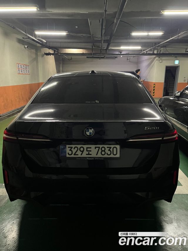 BMW 5-Series G60 520i M Sport - фото 4