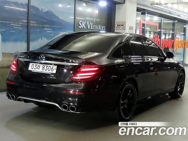 Mercedes-Benz E-Class W213 E43 AMG 4MATIC - фото 3