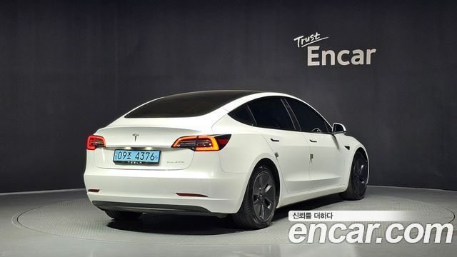 Tesla Model 3 Long Range AWD - фото 1